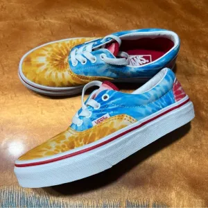 Vans era tie-dye low top sneakers size 1.5 red, white blue yellow