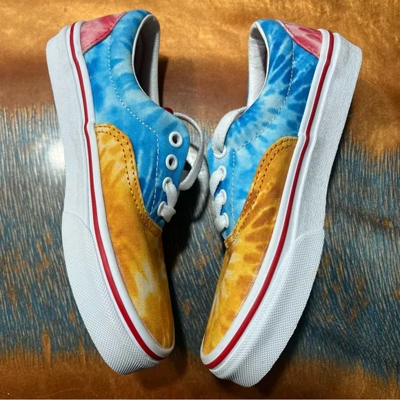 Vans era tie-dye low top sneakers size 1.5 red, white blue yellow