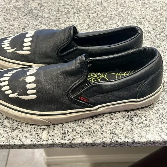 Vans Fangs Black Leather Skater Sneakers Mens Size 10 721356 Goth | Vamp | Y2K