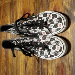 Vans Love Letter High Tops Men's Sneakers Size 11