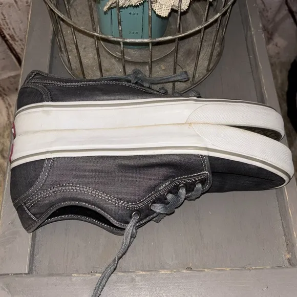 Vans Pro Chukka Low Skate Shoe 9.5 GreyDenim UltraCush HD Insole white Outsole