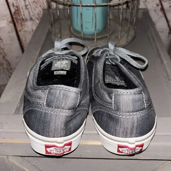 Vans Pro Chukka Low Skate Shoe 9.5 GreyDenim UltraCush HD Insole white Outsole