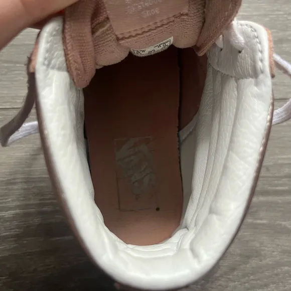 Vans Rose Gold High Top Sneakers Gym Shoes Skater 90s Y2K Women’s 8 Men’s 6.5
