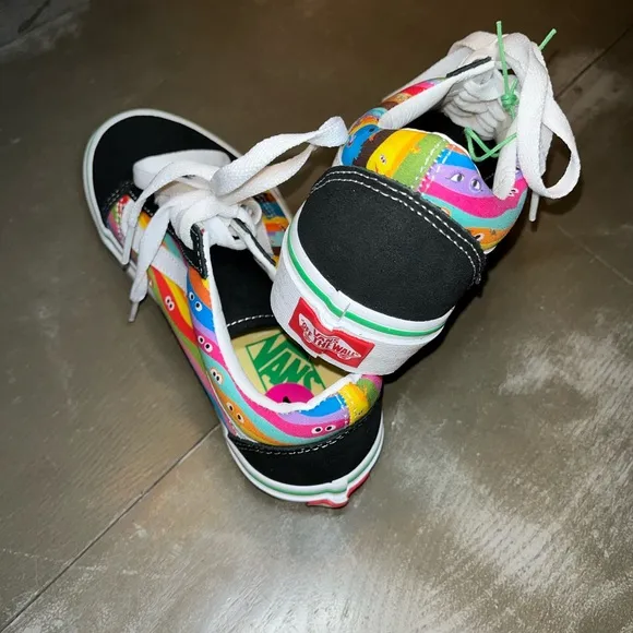 Vans Sesame Street Black Shoes NWT Men’s 4 Women’s 5.5