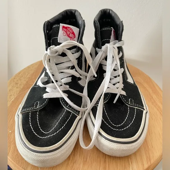 VANS Sk8-Hi Black &amp; White Unisex Skater High Top Classic Shoes Sneakers