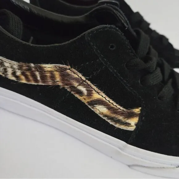 Vans Soft Suede Sk8 low black sneakers shoes size 6 NWT
