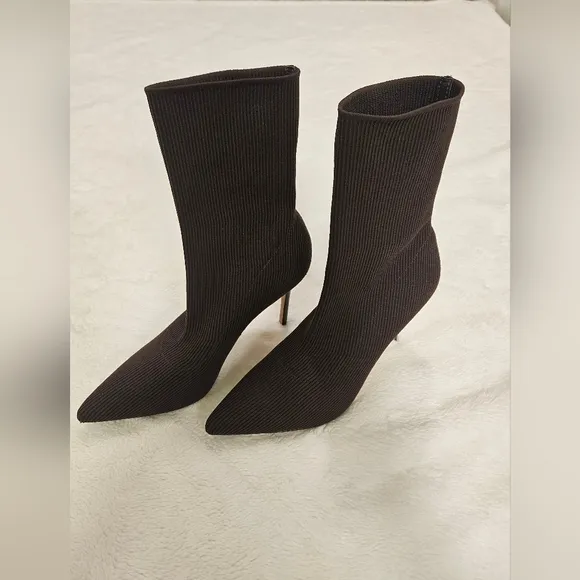 Veronica Beard Lisa Stretch-Knit Sock Boots Size 9.5