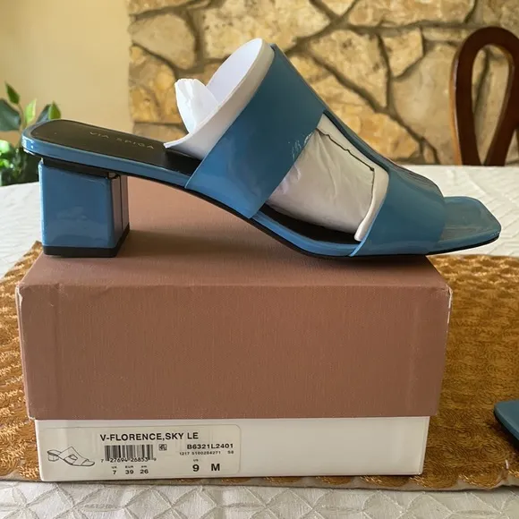 🔥VIA SPIGA blue 2” leather sandal slides, NEW, 9