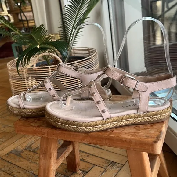 Via Spiga Lada studded espadrille sandals 6.5​