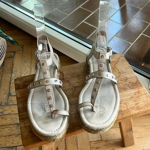 Via Spiga Lada studded espadrille sandals 6.5​