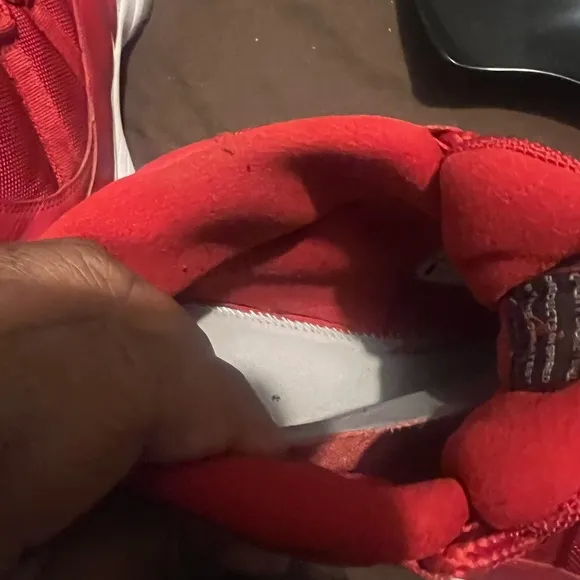 Vibrant Red Basketball Sneakers Nike Retro Air Jordan 11 Win like 92