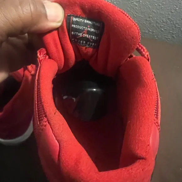 Vibrant Red Basketball Sneakers Nike Retro Air Jordan 11 Win like 92