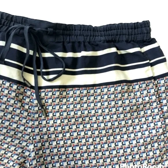 Vince Border Print Silk Drawstring Shorts in Coastal Blue. Size Small. NWOT