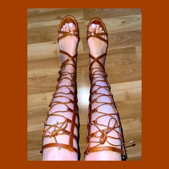 VINCE CAMUTO Brown Lace Up Gladiator Sandals VINCE CAMUTO Gladiator Sandals