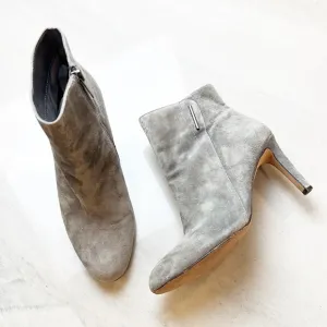 Vince Camuto Chyane Gray Suede Ankle Boots Size 7 Bar Detail
