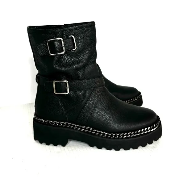 Vince Camuto Messtia Black Platform Chain Leather Lug Sole Boots Womens Size 6.5