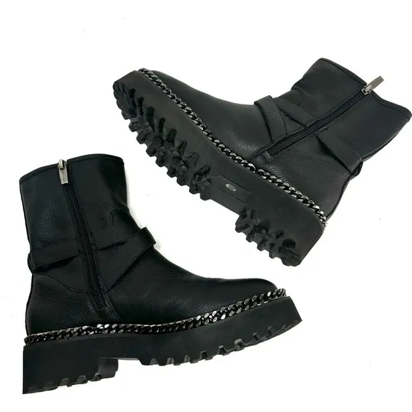 Vince Camuto Messtia Black Platform Chain Leather Lug Sole Boots Womens Size 6.5