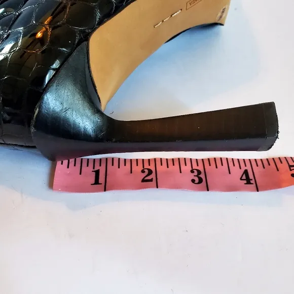 Vince Camuto Womens Pelsna Boot Size 8 Tall Black Patent Croc Pointed High Heel