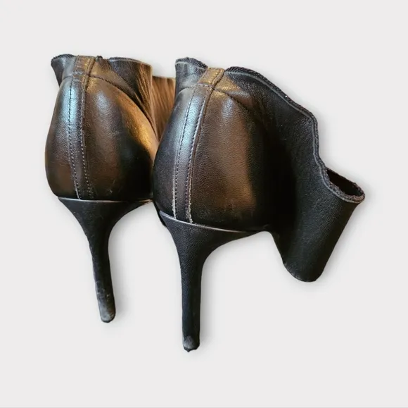 Vince Silver &amp; Black Leather Heeled Sandals