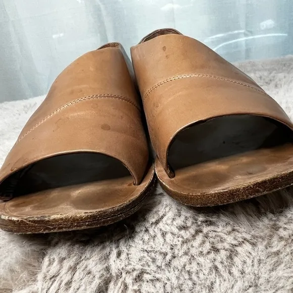 VINCE. Tabitha Asymmetrical Sandals
