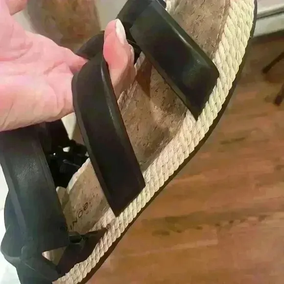 Vince sandals leather