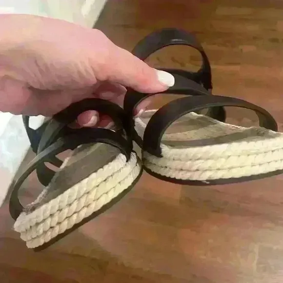 Vince sandals leather