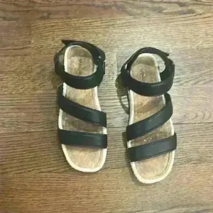 Vince sandals leather