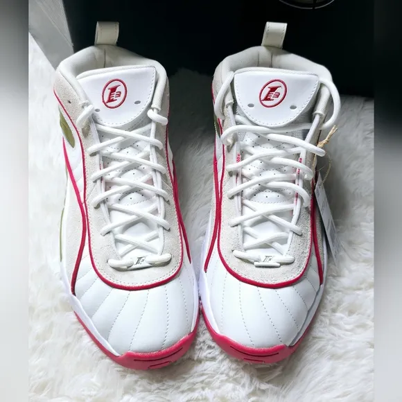 VINTAGE Allen Iverson Basketball Sneakers