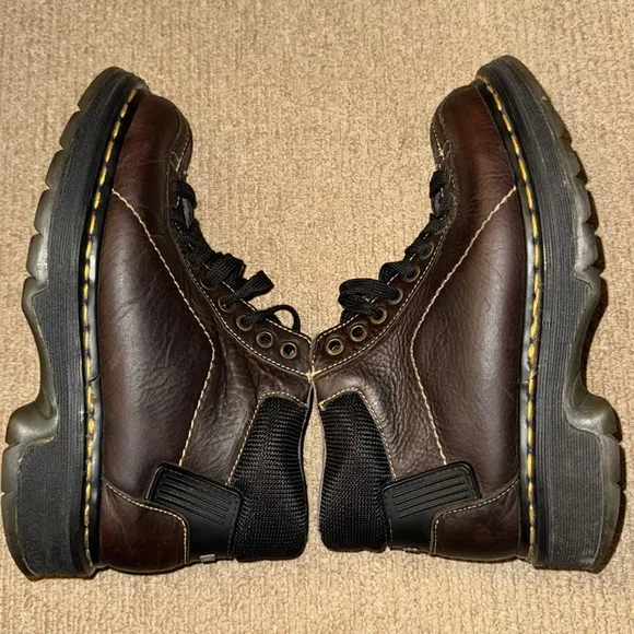 Vintage Dr. Martens 9793 DMs chunky boots England Brown Men 7 / 8 US Women /UK 6