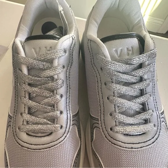 Vintage Havana Run‎ Washed Silver Sneakers Women's Sz 8.5New Metalic