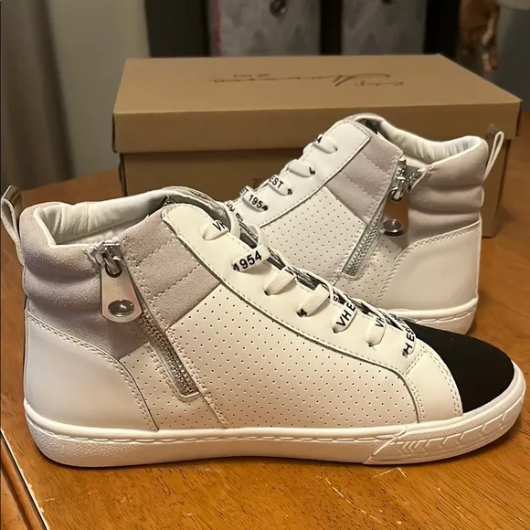 Vintage Havana Women's Size 8 Gray White and Black High-Top Sneakers
