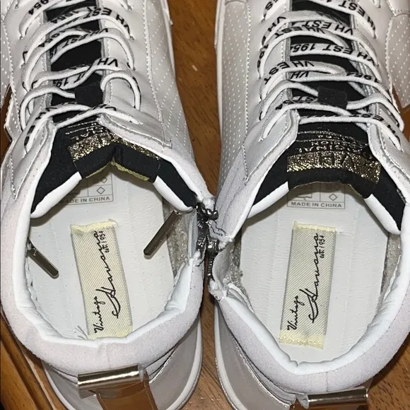 Vintage Havana Women's Size 8 Gray White and Black High-Top Sneakers