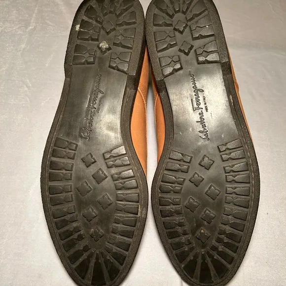 Vintage Salvatore Ferragamo Brown Ankle Boots with Classic Lace-Up Design