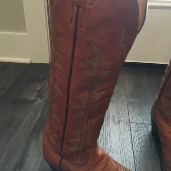 Vintage Tony Lama Made Tx High Brown Leather Cowboy Boots 6B Multi