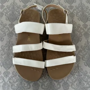 Vionic Womens Teagan Slingback Sandals Size 11 White Patent Leather