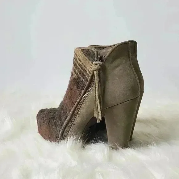 Vogue Picante Aztec Chunky Platform Boots - 6