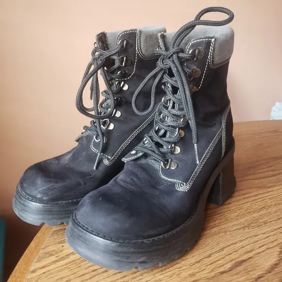 Vtg 90s Steve Madden chunky lug sole grunge combat Boots P-Hill black nu…
