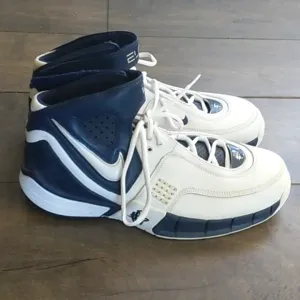 VTG Y2K NIKE ELITE NAVY/WHITE BASKETBALL HIGHTOP SNEAKERS MENS 10.5