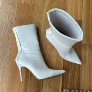 White Stiletto Pointed Toe Heel Boots