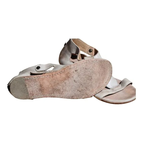 Women's Bed|Stu Sandals Size 11 Beige