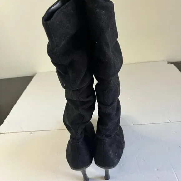 Women’s Black Slouchy Heeled Boots | Approx. Size 9-10