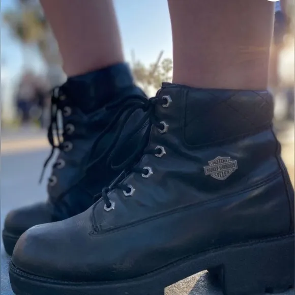 WOMEN’S CHUNKY LEATHER LACE UP HARLEY- DAVIDSON ANKLE BOOTS SIZE 8.5