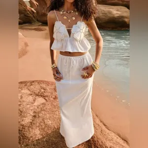 Women’s Floral 2-Piece Set – V-Neck Ruffle Hem Top &amp; Skirt, Vacation Outfit