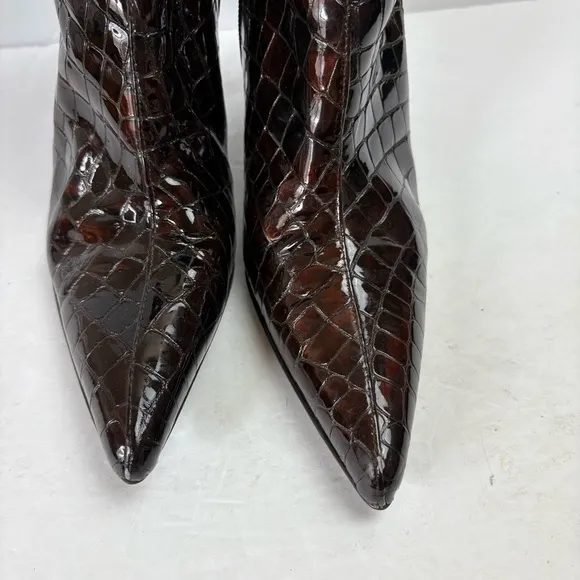 Women’s Stewart Weitzman Patent Leather Croc Pattern Boots Size 7.5 M Spain