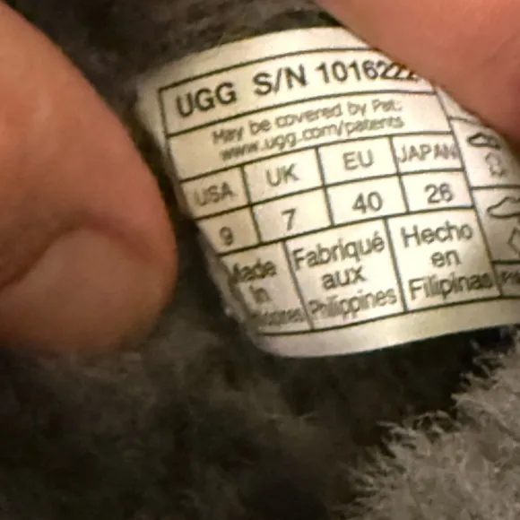 WOMEN'S UGG CLASSIC ULTRA MINI BOOTS