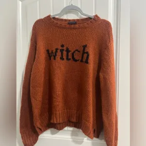 Wooden Ships Orange Rust Color Wool Blend Sweater with 'Witch' Design size S/M