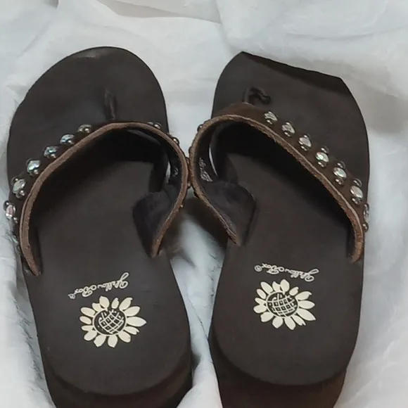 Yellowbox studded cow hair sandals size 7.5