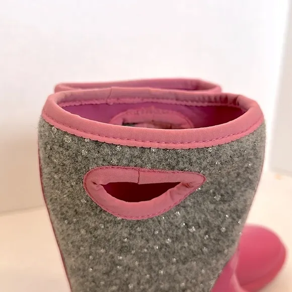 Youth UGG Kex Sparkle Pink Azalea Rain boots size 2 youth Like New