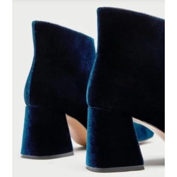 Zara 9.5  Velvet Front Zip Ankle Boots Midnight Blue Square Toe Block Heel EUC