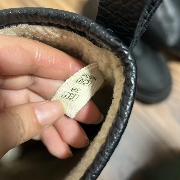 Zara chunky Sherpa boots, size 38